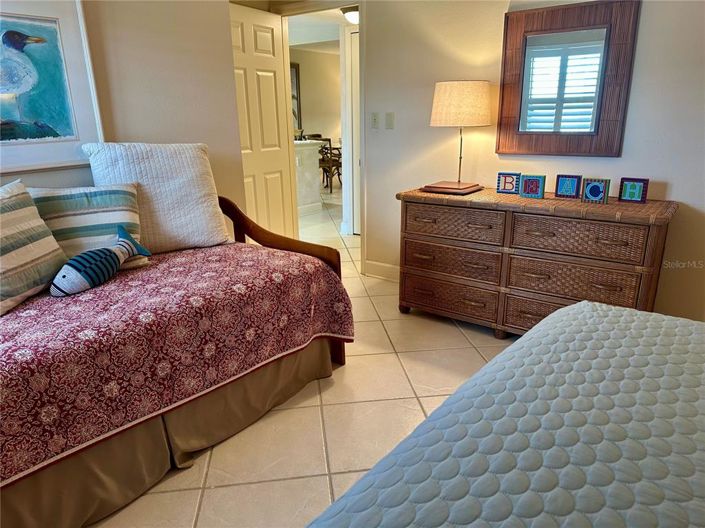 Image No.37-2 Bed Property for sale