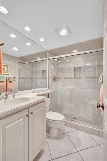 Image No.43-2 Bed Property for sale