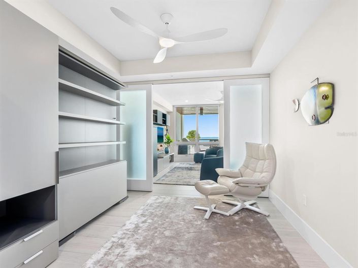 Image No.22-3 Bed Property for sale