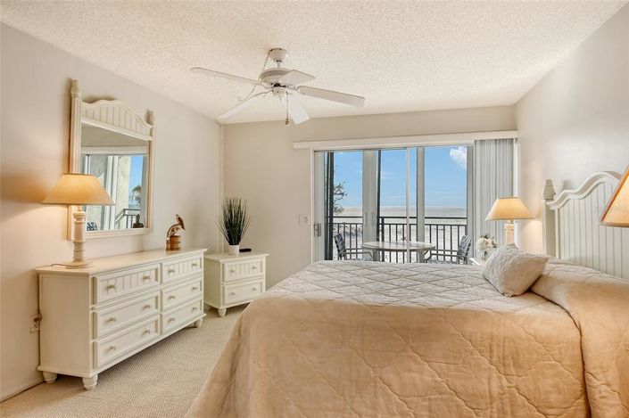 Image No.27-2 Bed Property for sale