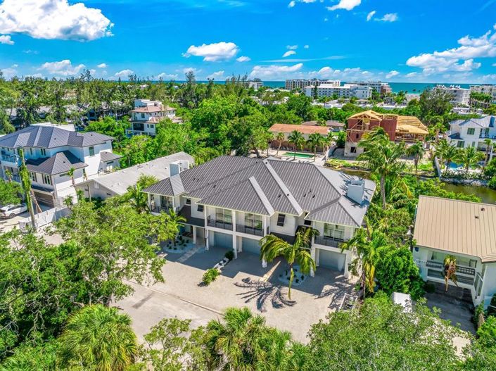 Image No.1-Propriété de 4 chambres à vendre à Sarasota