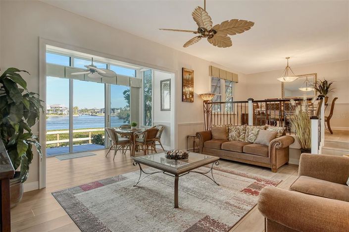 Image No.4-Propriété de 2 chambres à vendre à Sarasota