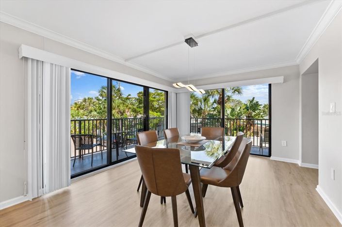 Image No.4-2 Bed Property for sale