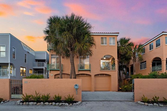 Image No.45-3 Bed Property for sale