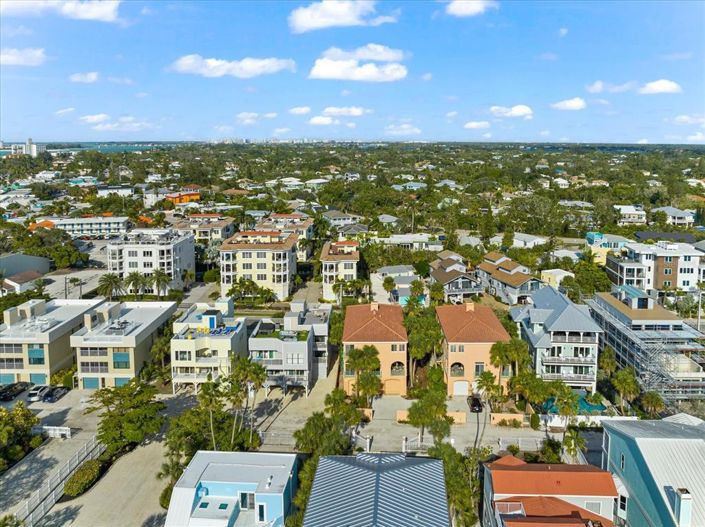 Image No.70-3 Bed Property for sale