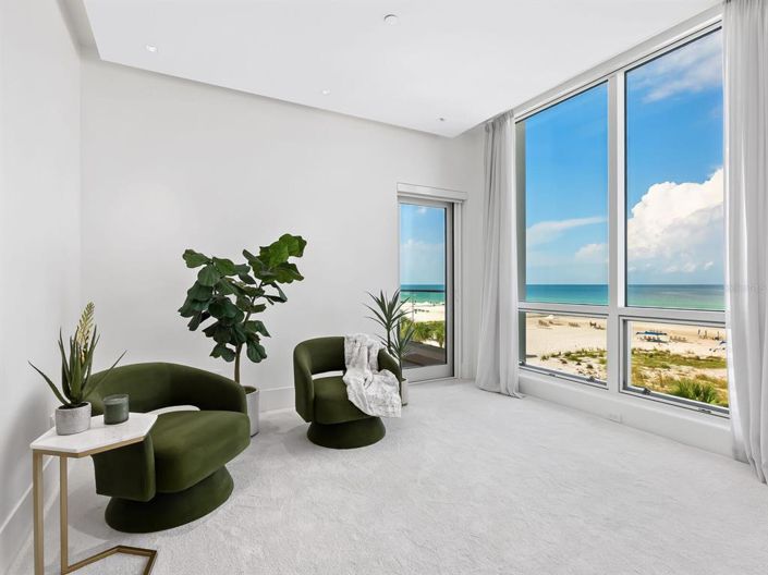 Image No.23-4 Bed Property for sale