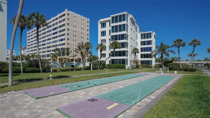 Image No.54-2 Bed Property for sale