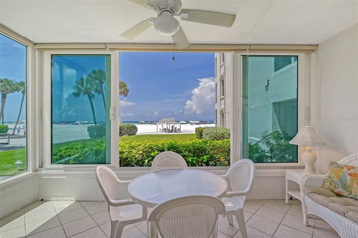 Image No.6-2 Bed Property for sale