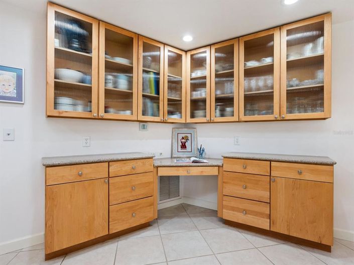 Image No.16-4 Bed Property for sale