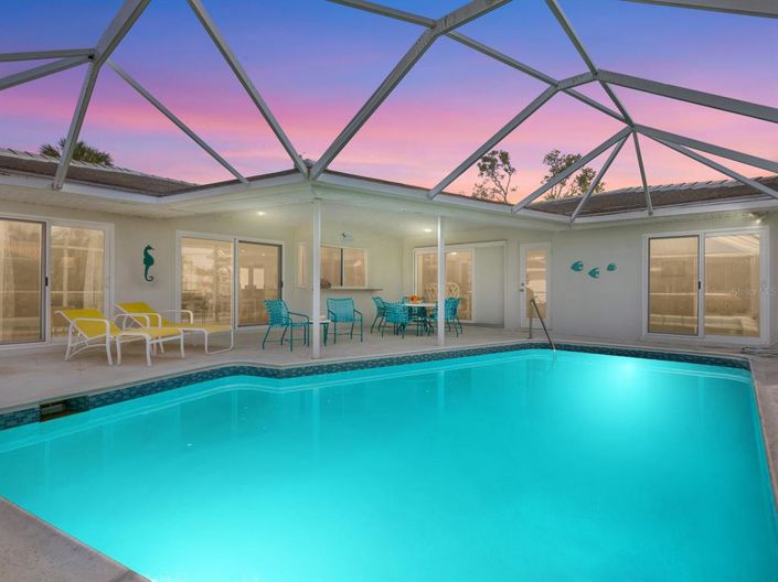 Image No.2-Propriété de 4 chambres à vendre à Sarasota