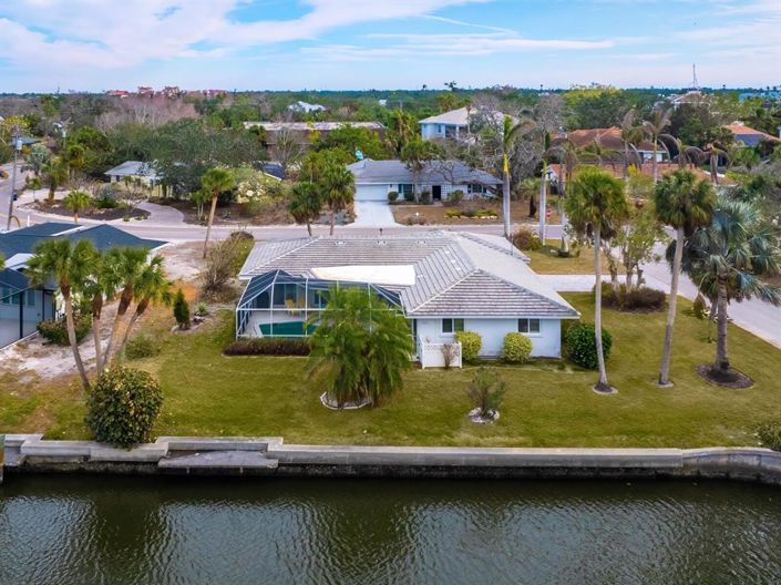 Image No.33-4 Bed Property for sale