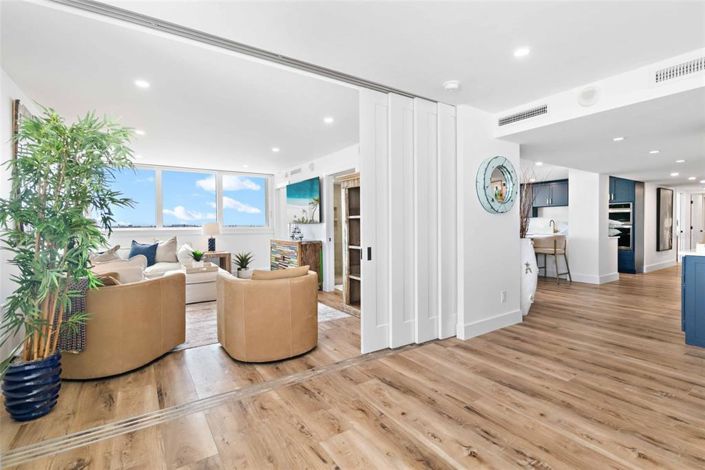 Image No.18-3 Bed Property for sale