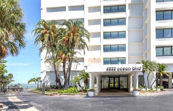 Image No.3-3 Bed Property for sale