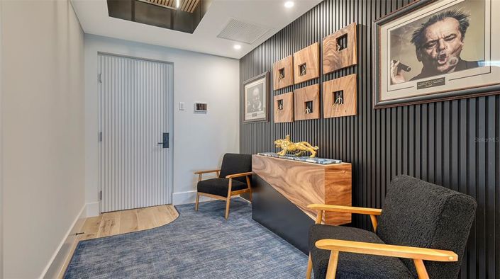 Image No.4-4 Bed Property for sale