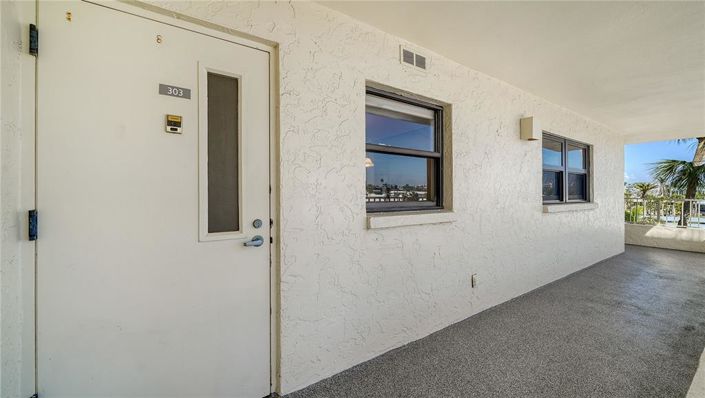 Image No.2-Propriété de 2 chambres à vendre à Sarasota