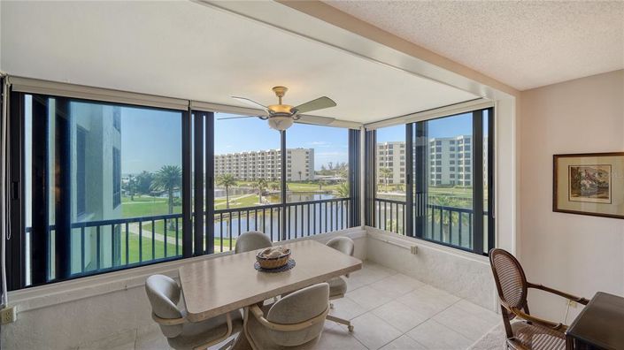 Image No.22-Propriété de 2 chambres à vendre à Sarasota