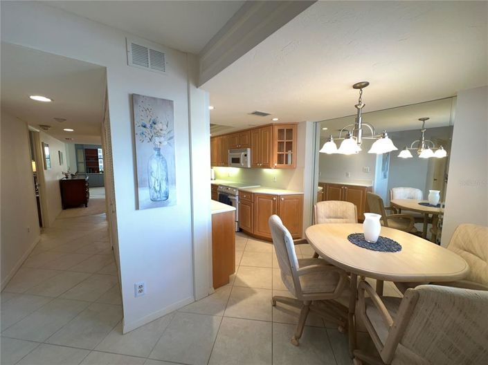 Image No.5-Propriété de 2 chambres à vendre à Sarasota