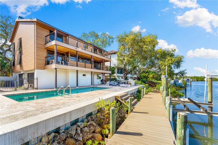 Image No.39-4 Bed Property for sale