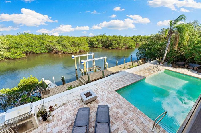 Image No.43-4 Bed Property for sale