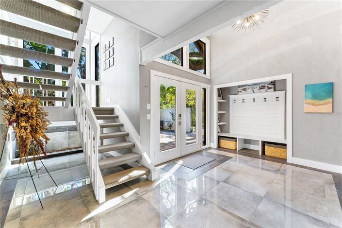 Image No.5-4 Bed Property for sale