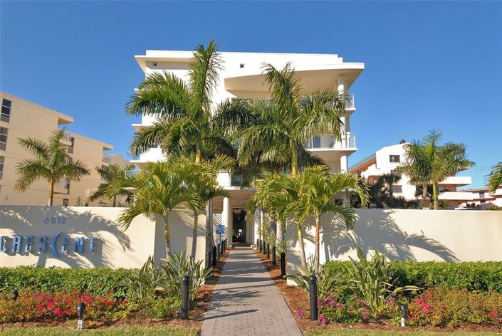 Image No.1-2 Bed Property for sale