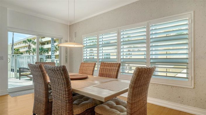 Image No.11-2 Bed Property for sale