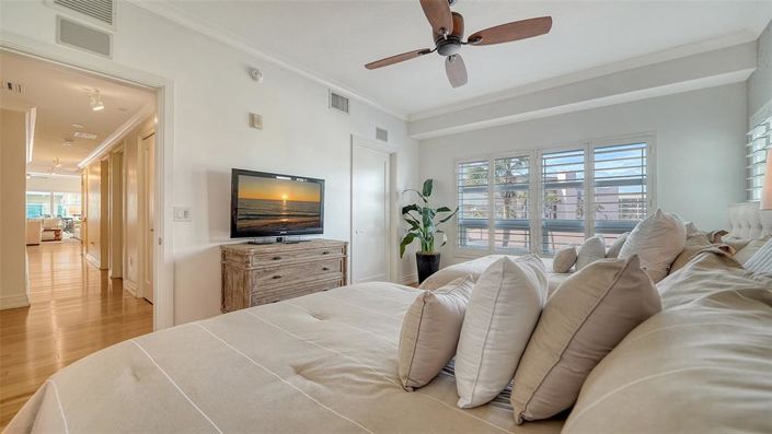 Image No.18-2 Bed Property for sale