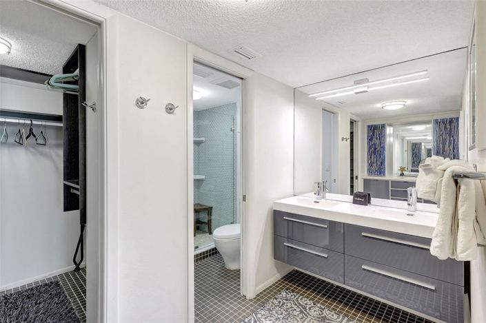 Image No.20-3 Bed Property for sale