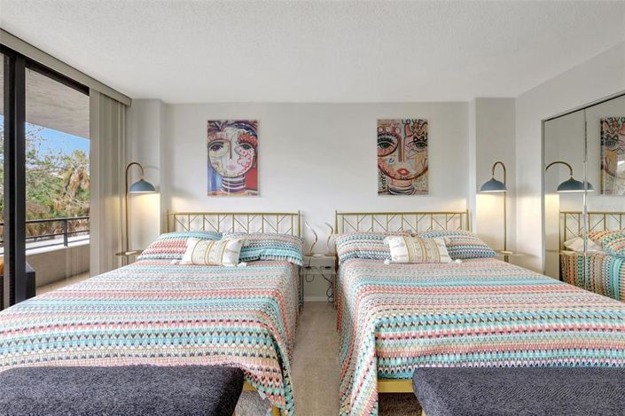 Image No.27-3 Bed Property for sale