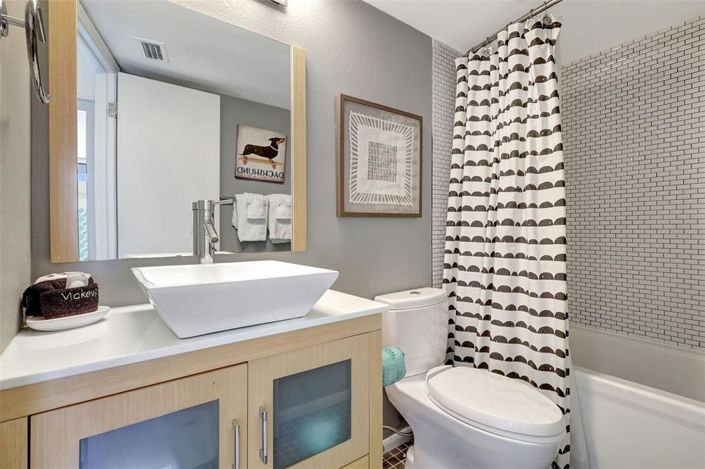 Image No.29-3 Bed Property for sale