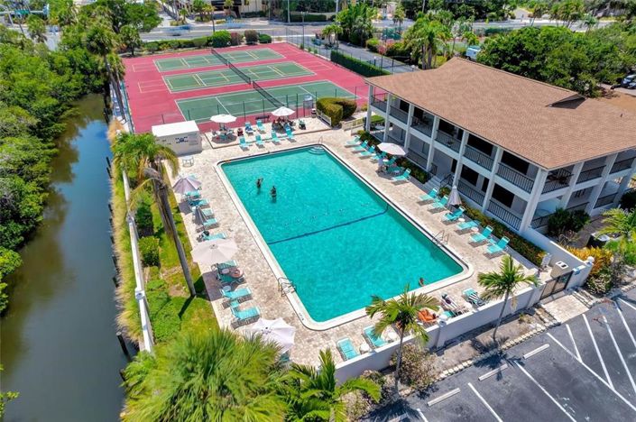 Image No.4-3 Bed Property for sale