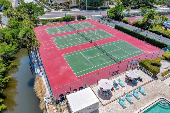 Image No.41-3 Bed Property for sale