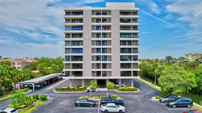 Image No.55-3 Bed Property for sale