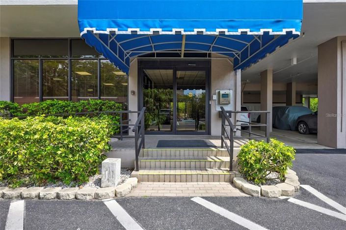 Image No.64-3 Bed Property for sale