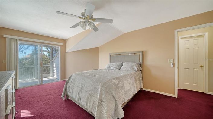 Image No.13-3 Bed Property for sale