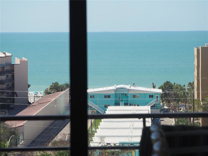 Image No.24-2 Bed Property for sale