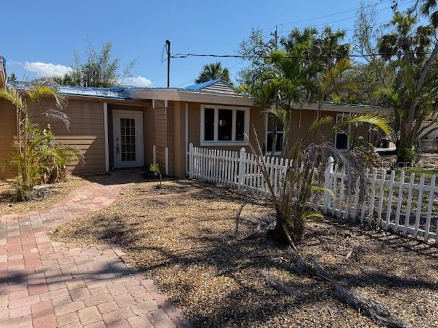Image No.1-3 Bed Property for sale
