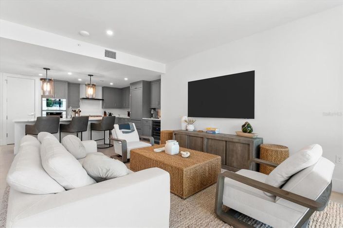 Image No.17-2 Bed Property for sale