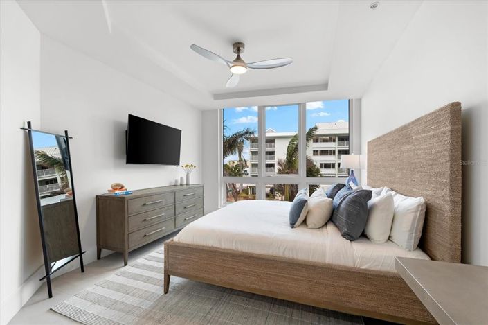 Image No.27-2 Bed Property for sale