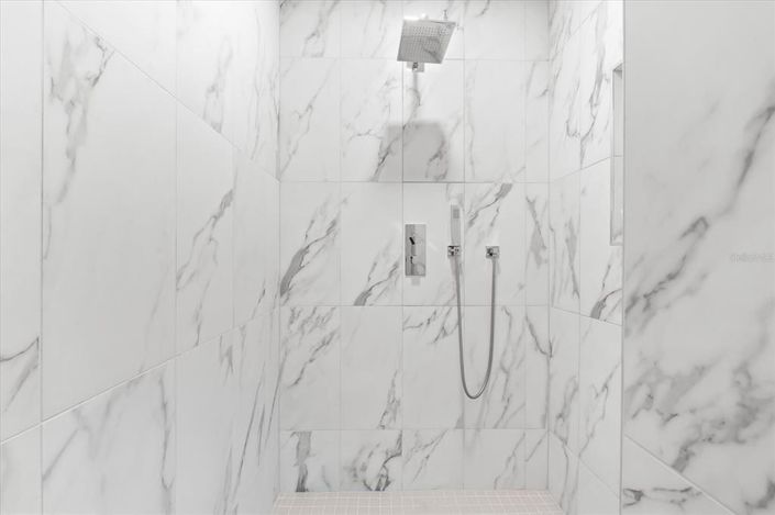 Image No.35-2 Bed Property for sale