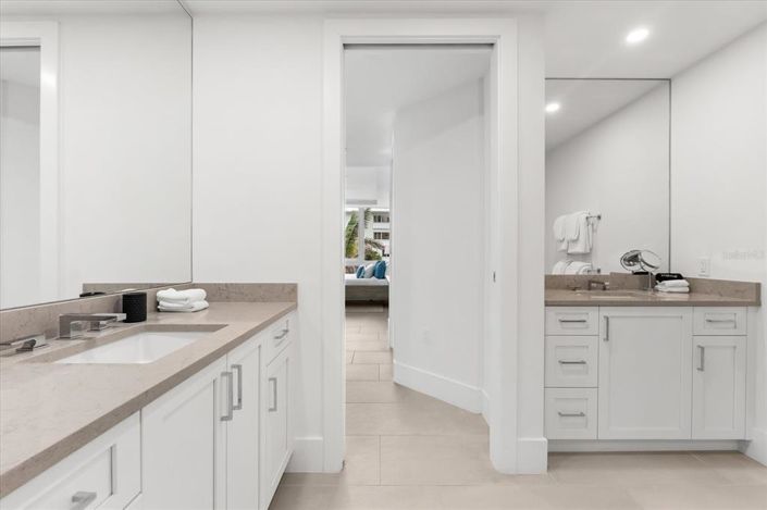 Image No.36-2 Bed Property for sale