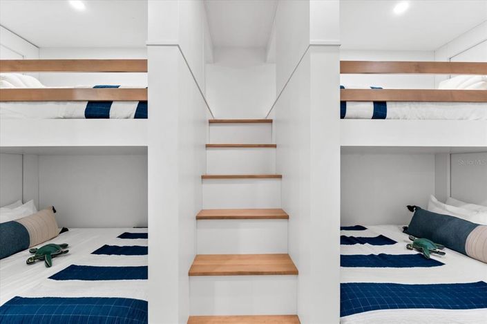 Image No.41-2 Bed Property for sale