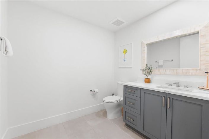 Image No.49-2 Bed Property for sale