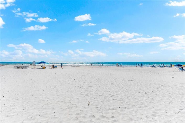 Image No.51-2 Bed Property for sale