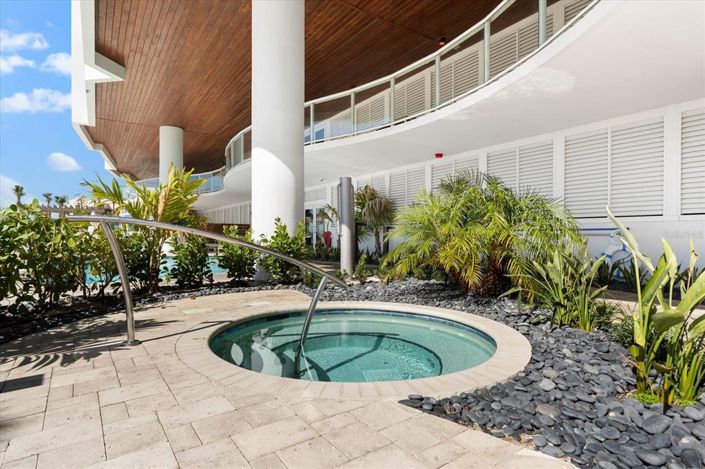 Image No.53-2 Bed Property for sale