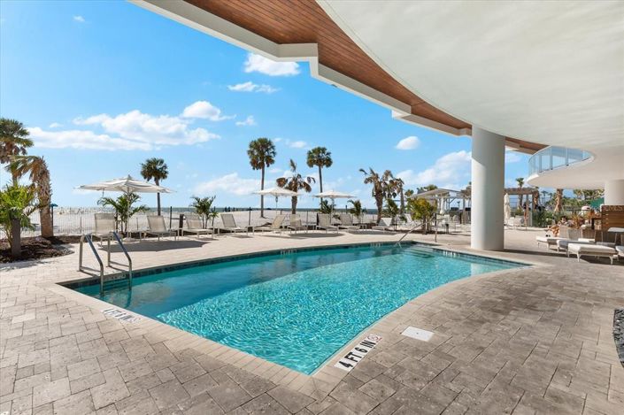 Image No.57-2 Bed Property for sale