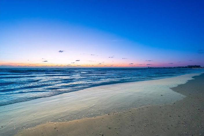 Image No.60-2 Bed Property for sale