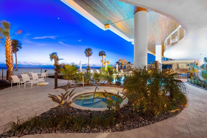 Image No.62-2 Bed Property for sale