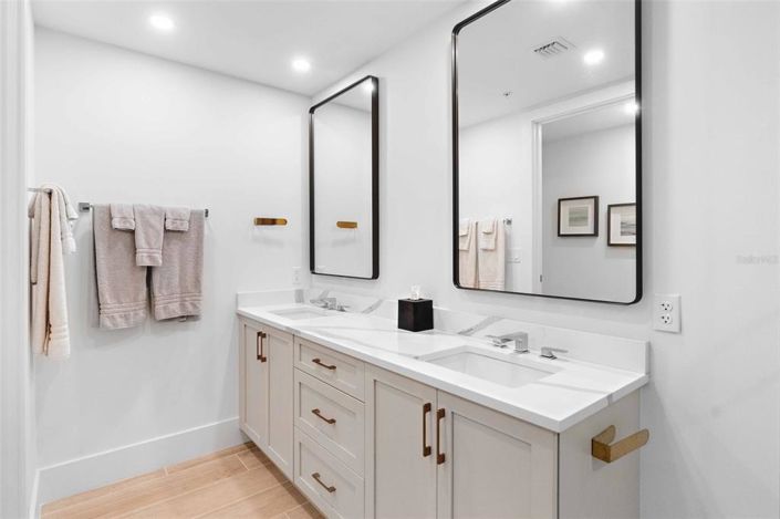 Image No.46-3 Bed Property for sale