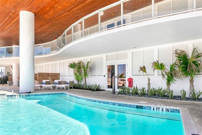 Image No.81-3 Bed Property for sale